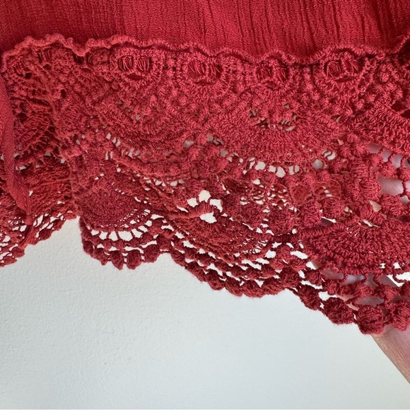 Bobeau Red Blouse with Lace Hem - Picture 6 of 8